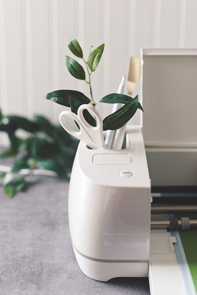The Ultimate Guide to Cricut Machines for DIY Crafting